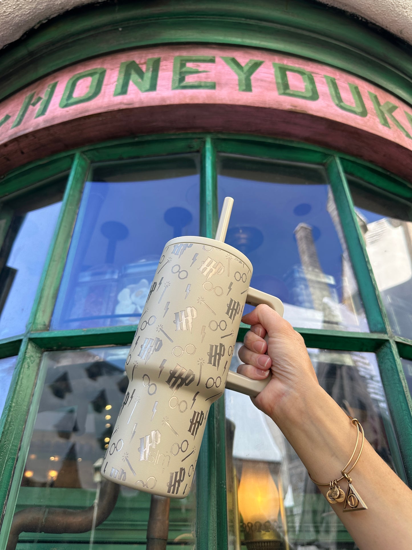 40 oz. Engraved Harry Potter Tumbler - Magical Hydration for Every Wizard